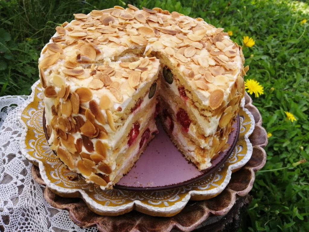 Low carb rajska torta