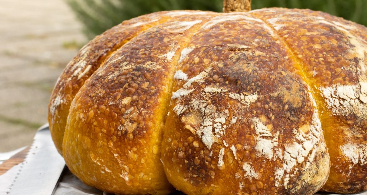 Tikvan - hljeb sa bundevom i prirodnim kvascem - starterom 1 Tikvan – hljeb sa bundevom i prirodnim kvascem – starterom